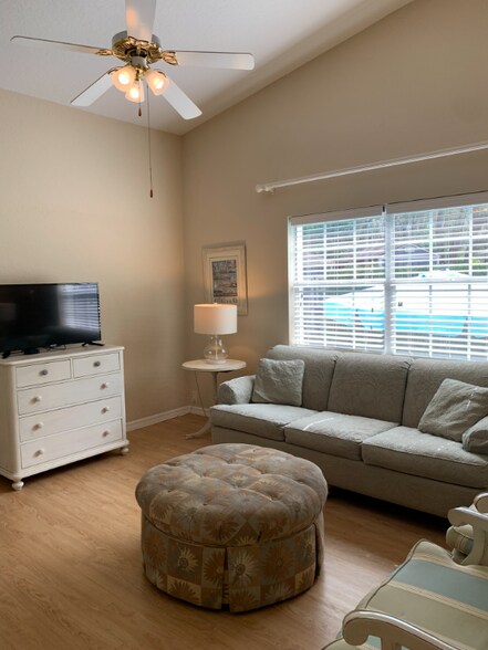 Building Photo - 544 High Pine Ct