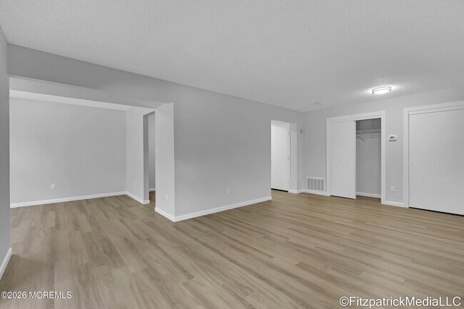 Building Photo - 93 Diane Dr