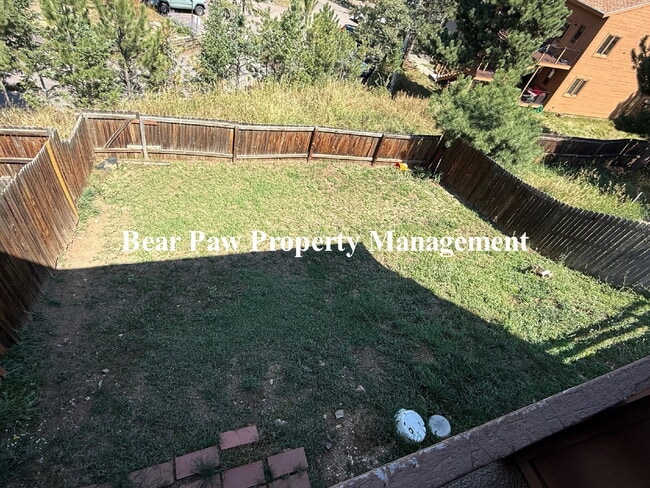 Building Photo - Cute duplex in Evergreen!!