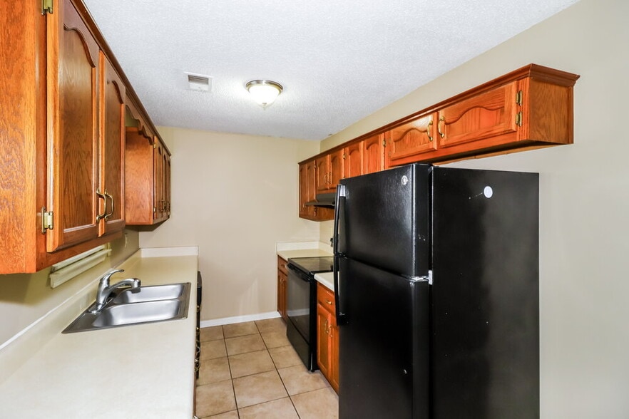 Building Photo - 7576 Baysweet Dr
