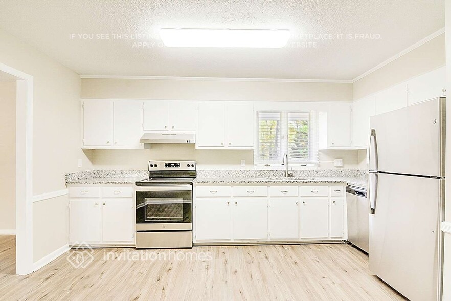 Building Photo - 4211 Glenda Rd