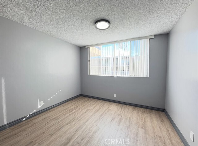 Building Photo - 6979 Palm Ct