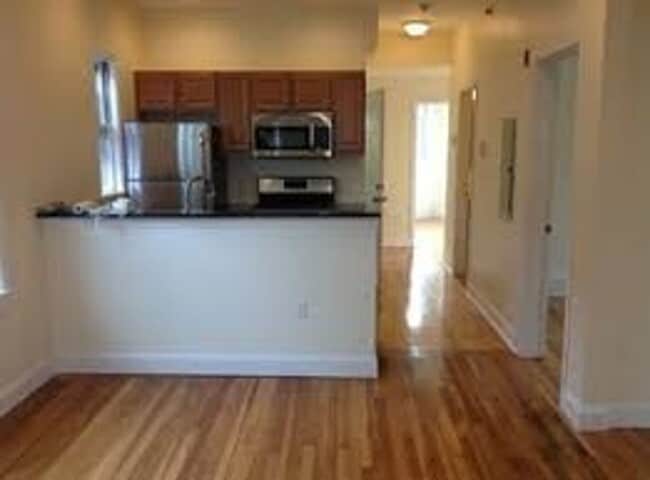 Building Photo - Convenient  Mission Hill Location, In-Unit Washer and Dryer, Eat-in Kitchen, Big Bedrooms