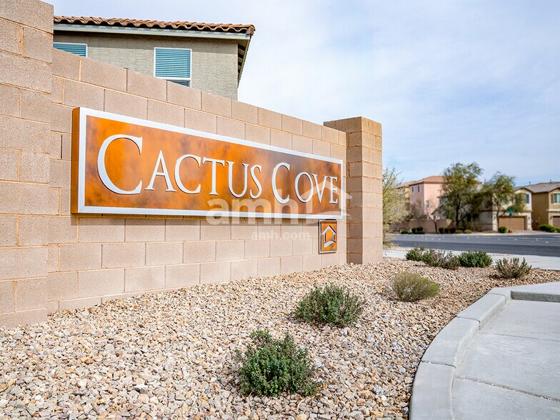 Building Photo - 6440 Marthas Vineyard Ave