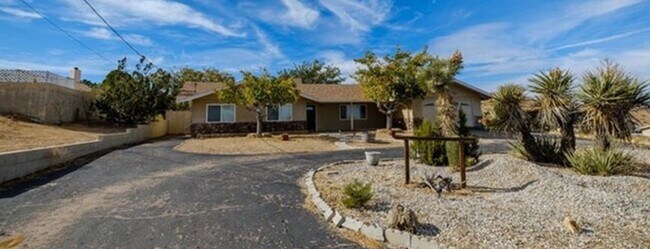 Building Photo - 8474 Acoma Trail