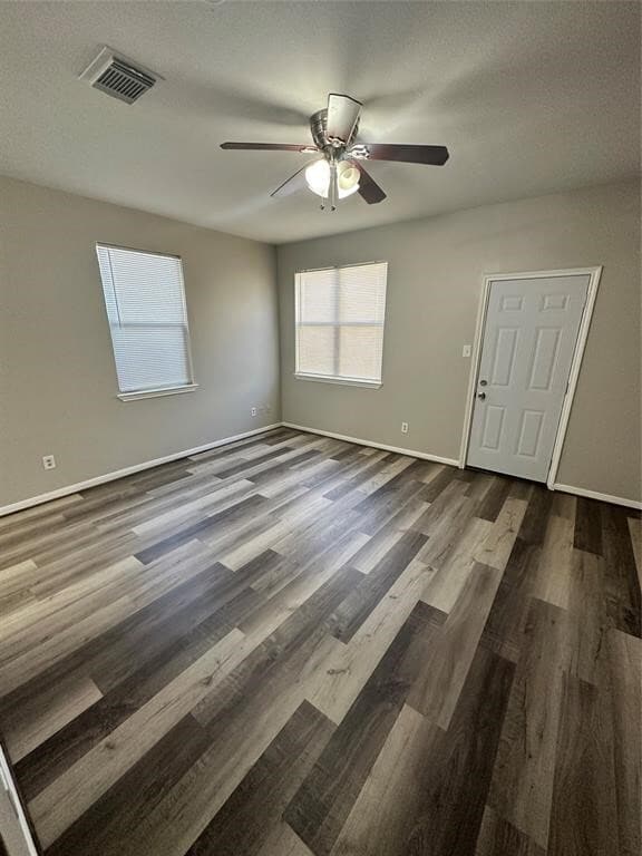 Building Photo - 6406 Waldron Dr