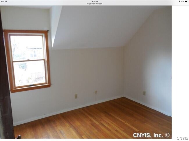 Building Photo - 210 Lincoln Park Dr