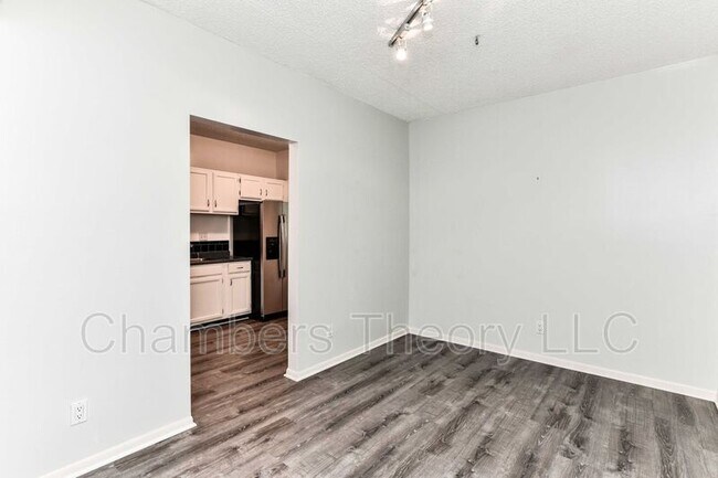 Building Photo - 11831 Shire Ct