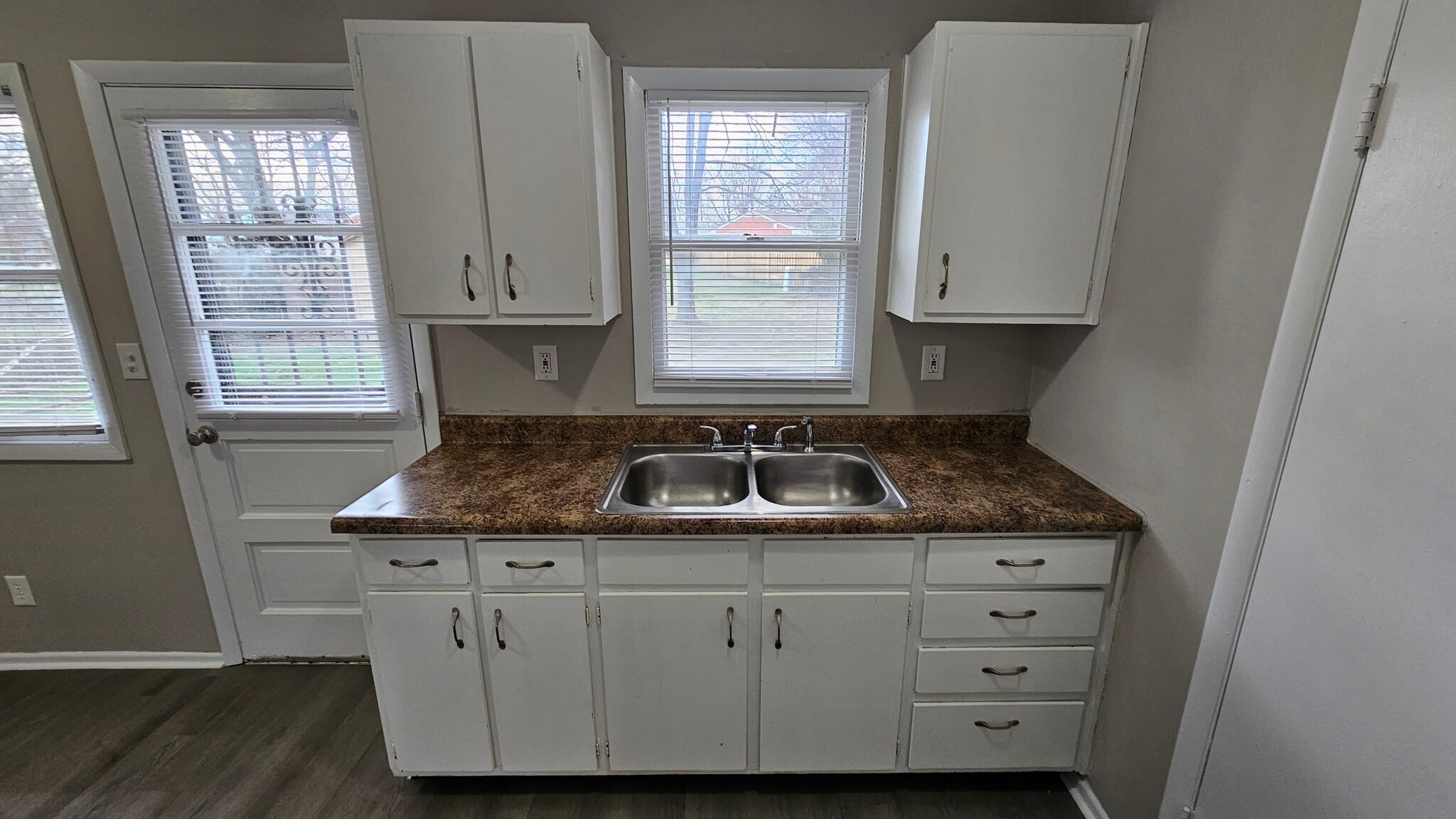 Kitchen - 5219 Garden Green Way