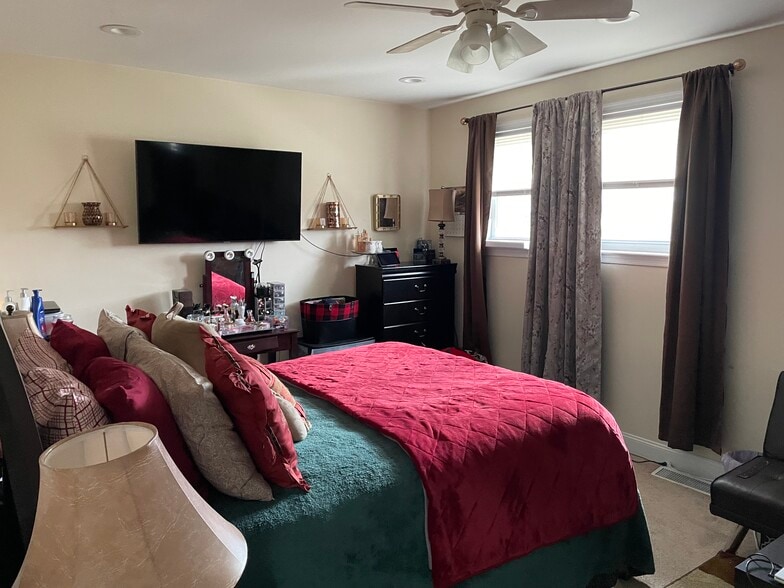 Bedroom #1 - 34 Eaves Mill Rd