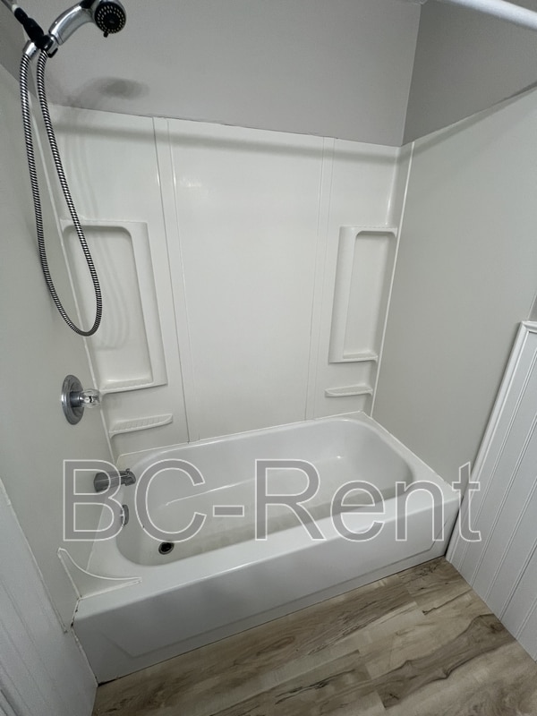 Building Photo - 434 Wayne St