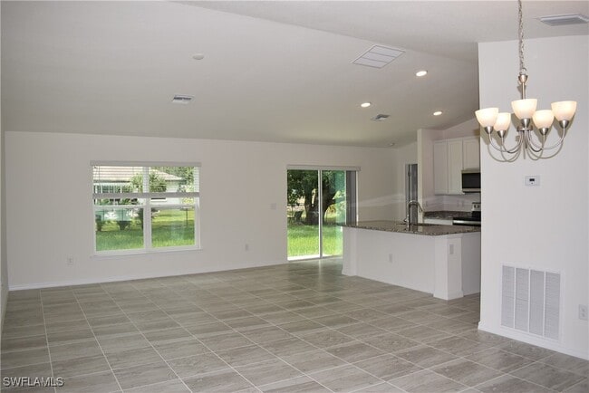 Building Photo - 4436 Adelaide Ave