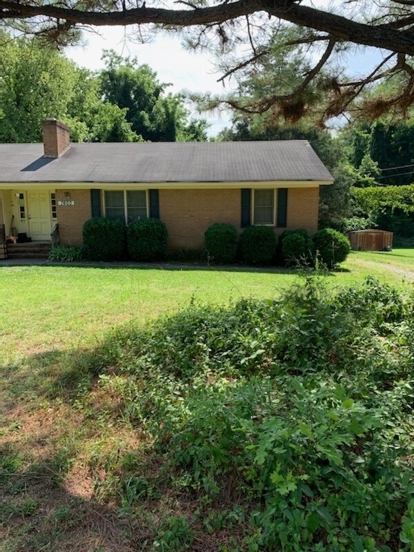 South Charlotte 2 bed/ 1 bath DUPLEX 7600 Swans Run Rd Charlotte NC