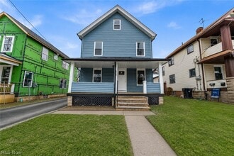 Building Photo - 2209 Hood Ave