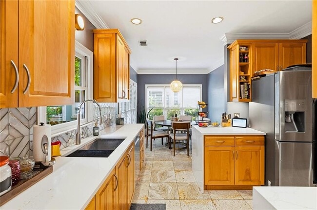 Building Photo - 4565 Windsor Park Pl NE