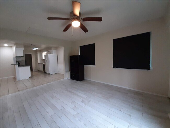 Building Photo - 22310 Goldstone Dr