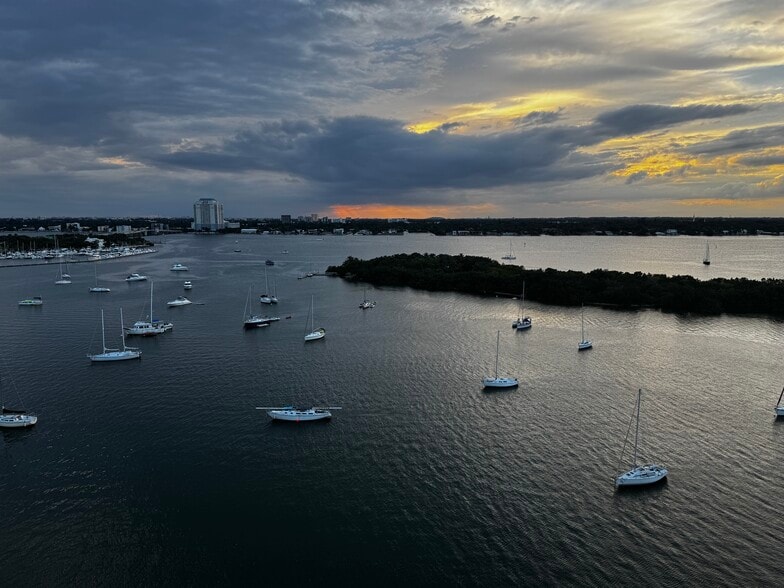 Building Photo - 7934 West Dr