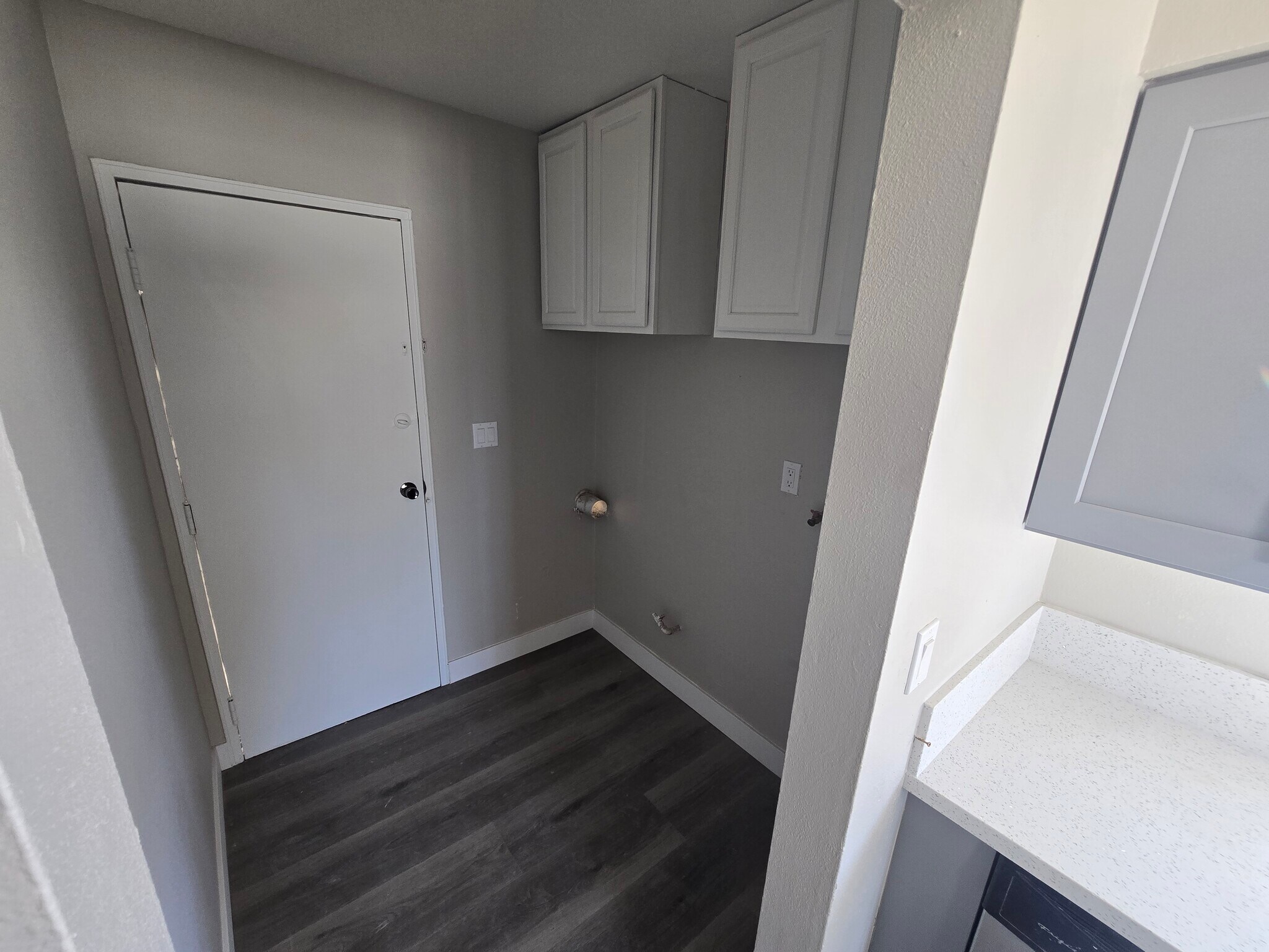 Building Photo - 44414 Andale Ave
