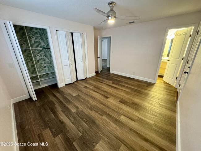 Building Photo - 401 1st Ave