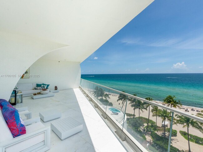 Building Photo - 16901 Collins Ave