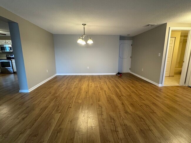 Building Photo - 22 9th St