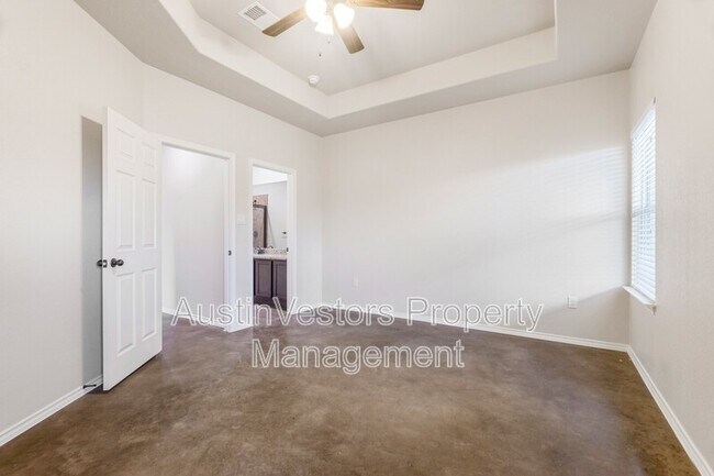 Building Photo - 118 Samuel Dr