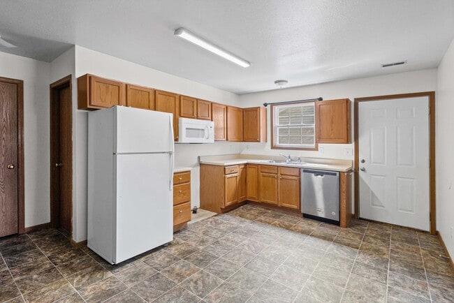 Interior Photo - Sterling Price Condominiums