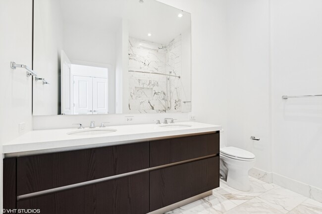 Building Photo - 363 E Wacker Dr