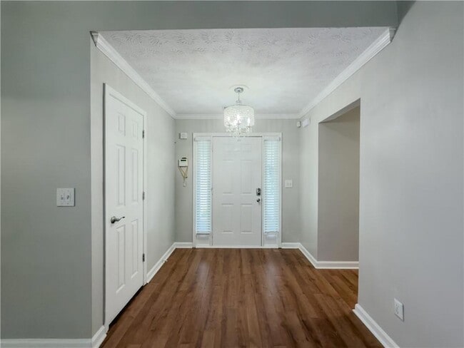 Building Photo - 593 Red Tip Ln