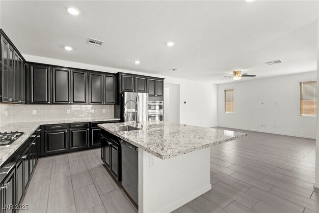 Building Photo - 767 Tallgrass St