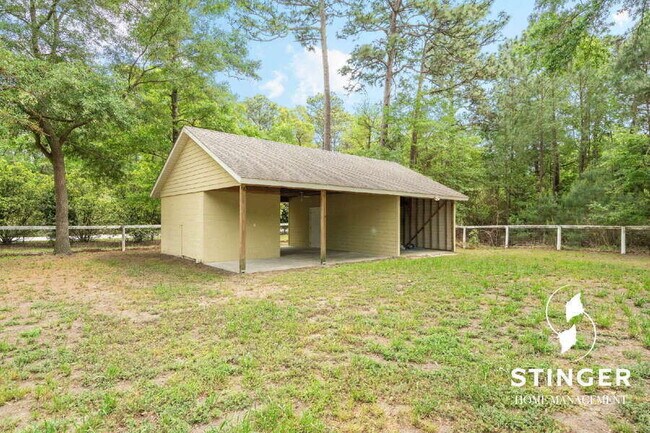 Building Photo - 12 Robin Way