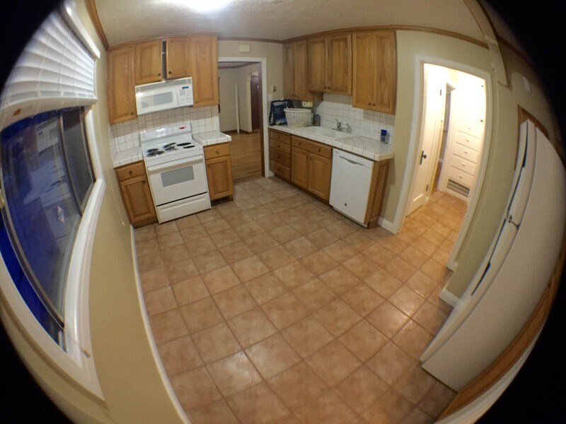 Building Photo - 1383 E Murphys Ln