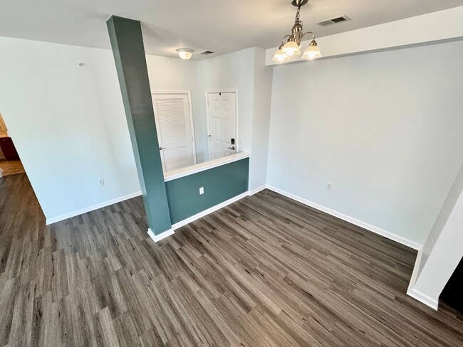 Building Photo - Condo at Southmoor in Ridgely Manor Availa...