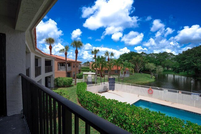 Building Photo - 5458 Via Delray Blvd