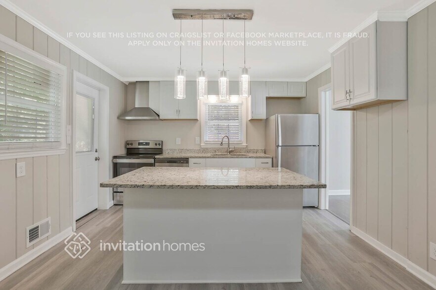 Building Photo - 2635 Arrowood Dr