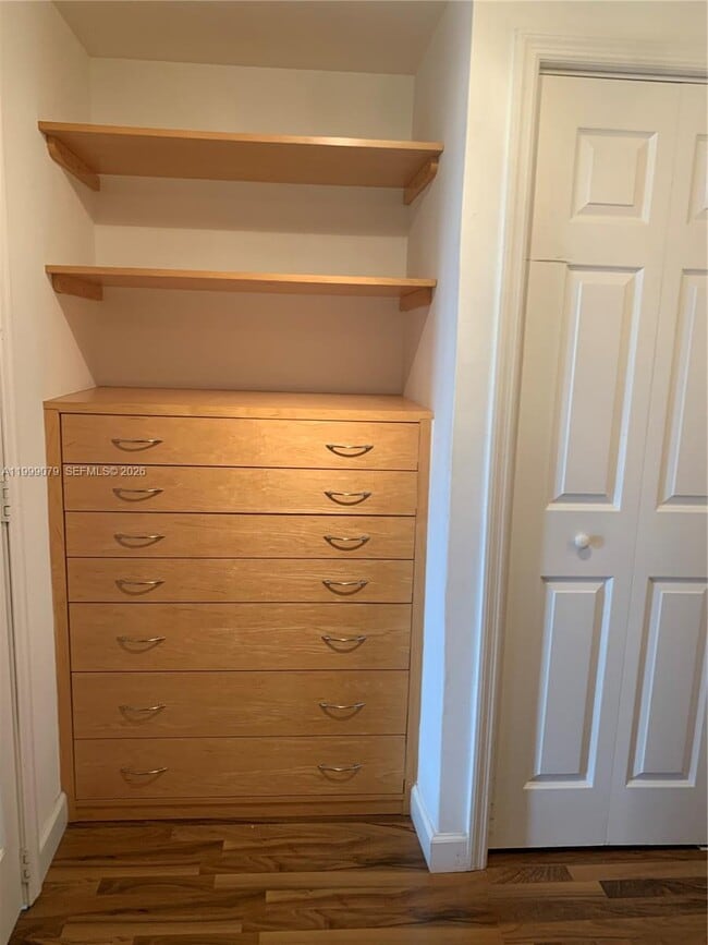 Building Photo - 711 Biltmore Way