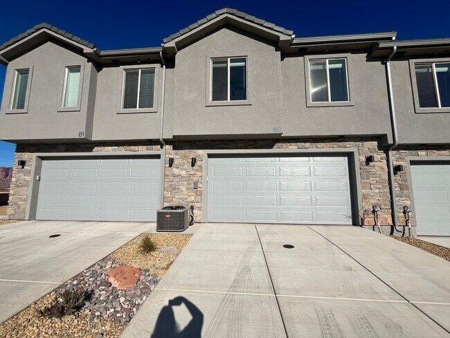 Building Photo - Azalea Beauty!