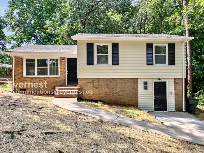 Primary Photo - 2815 Crescent Ln