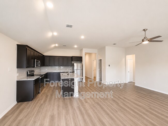 Building Photo - 538 Concho St