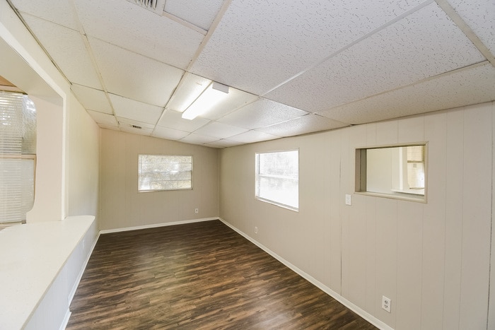 Building Photo - 2844 Myra St