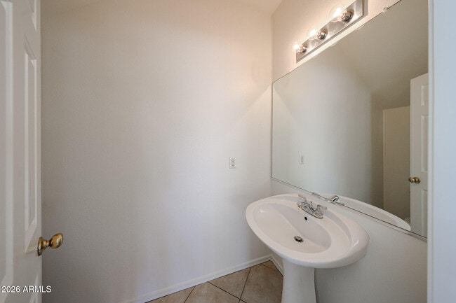 Building Photo - 14584 W Watson Ln