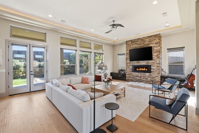 Building Photo - 3813 Calverhall Way