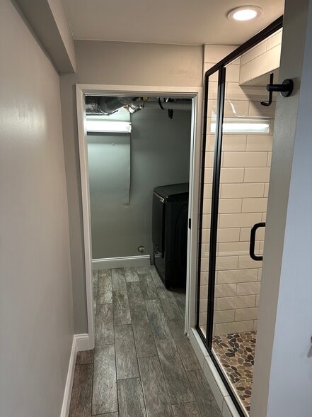 Building Photo - 2934 Rhode Island Ave S