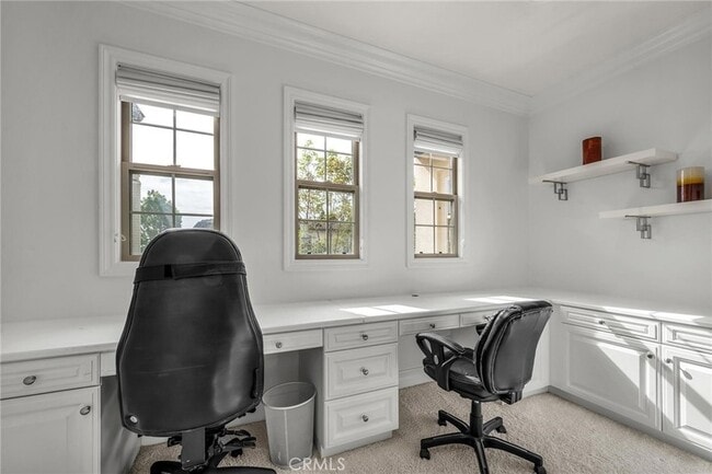 Building Photo - 8001 S Ocean Bluff Dr