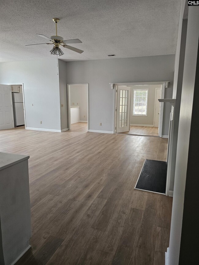 Building Photo - 400 Whitehurst Way