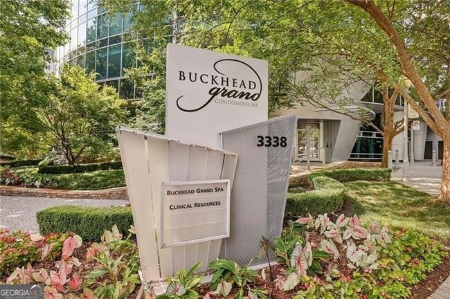 Building Photo - 3388 Peachtree Rd NE