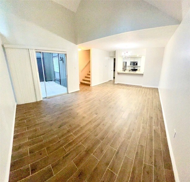 Building Photo - 4637 Country Creek Dr