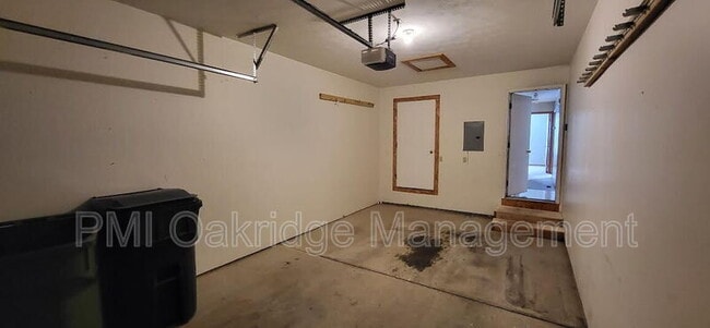 Building Photo - 765 Campbell Rd