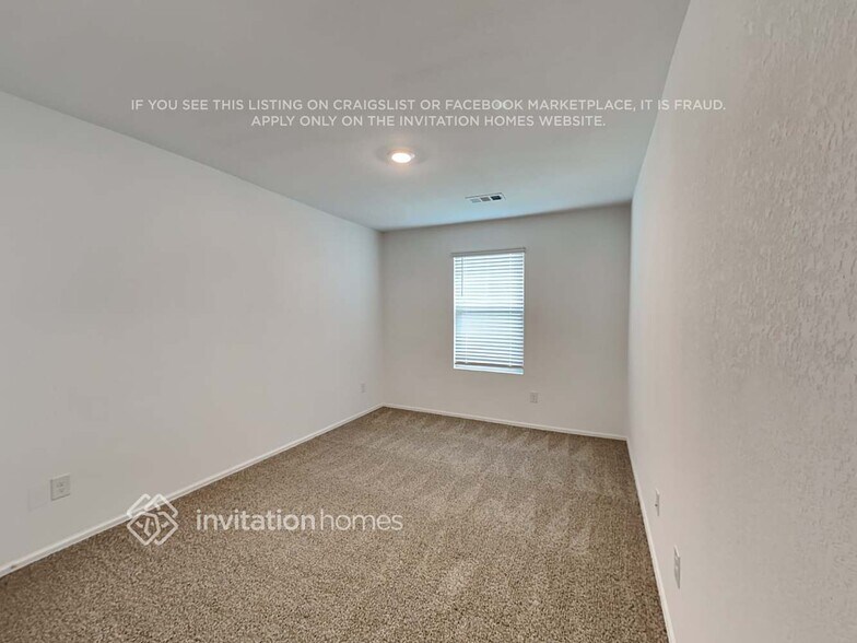 Building Photo - 18606 Via Barletta Ln