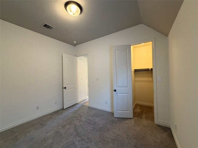 Building Photo - 3319 Sky Run Ct